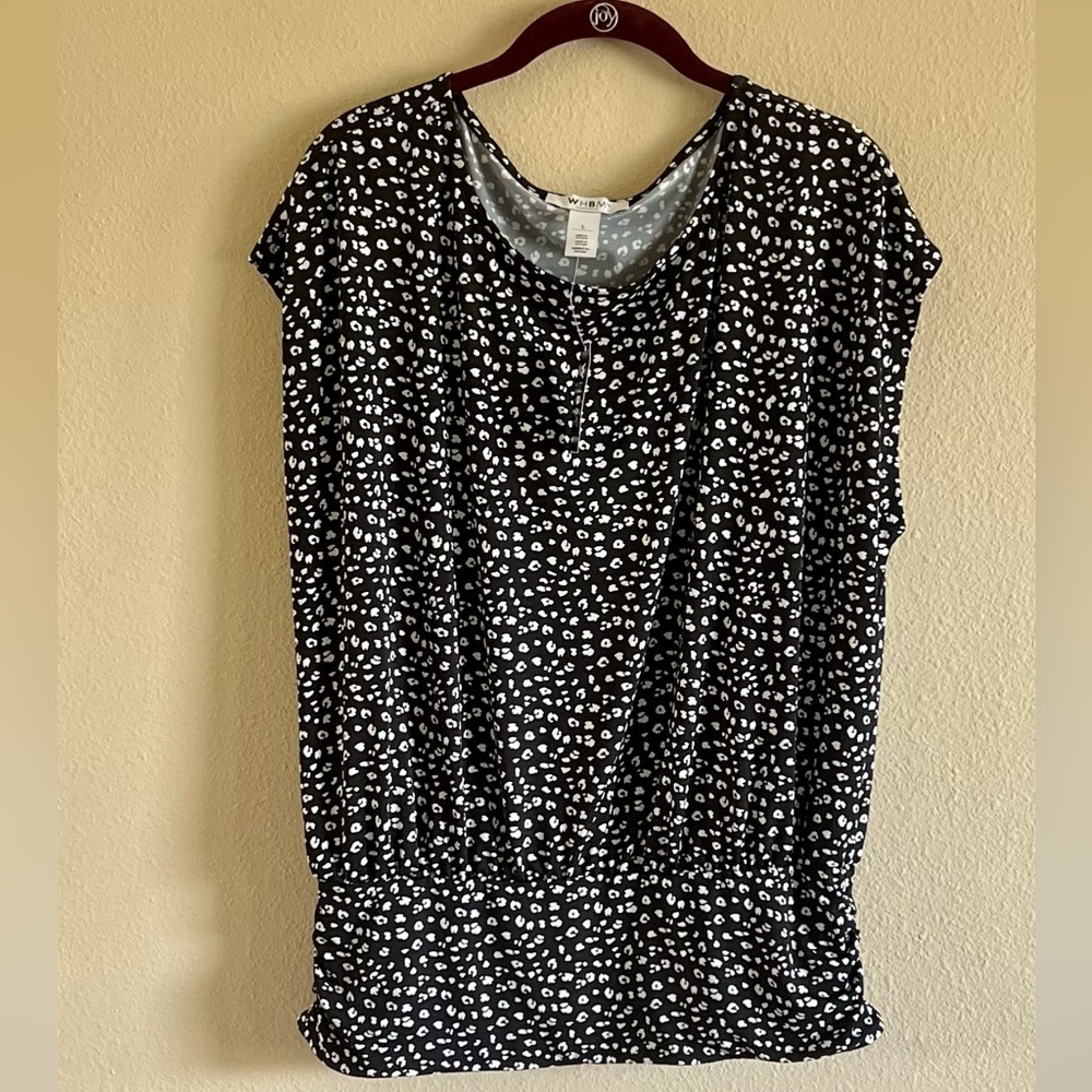 NWT White House black market leopard top